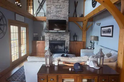Image de Beautiful Post and Beam 4-bedroom condo in tranquil Mt Snow Vermont!