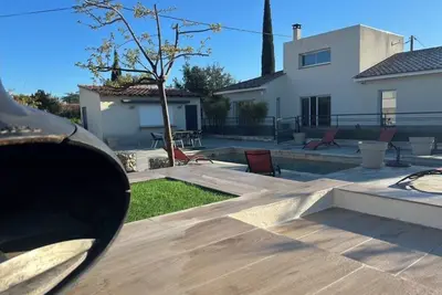Image de Villa avec piscine et jacuzzi - 12 personnes