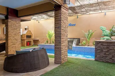 Image de Vesta  - Luxury Duplex - 5br - South Academy