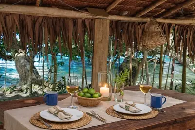 Image de Private Beachfront Home – Aore Island, Vanuatu