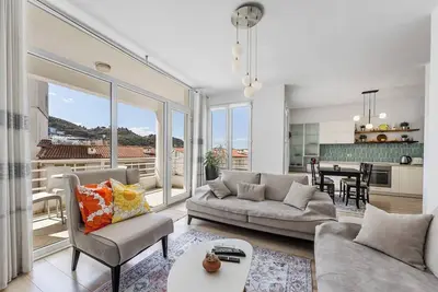 Image de Calm Living | 2br Apartment in Residential Area by PikHost