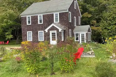 Image de Lovely 3-bedroom country house in deep forest Newcomb perfect for relaxing