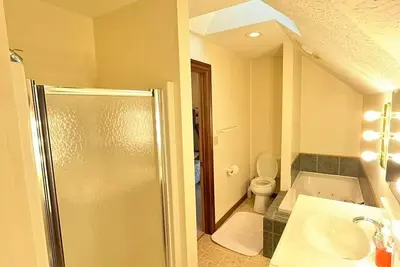 Image de Cozy 4-bedroom cottage in superb Conneaut with Ac