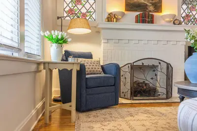Image de Walkable Cottage In Heart of German Village ~ Close to Everything! Clean + Comfy