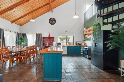 Image de Wild Horse Cabin—Scenic Farm Escape Close to Surf