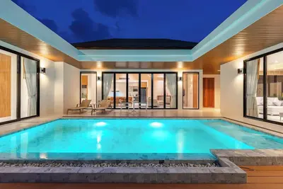 Image de Villa neuve avec piscine, fitness et court de tennis