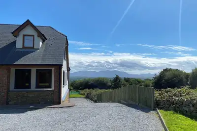 Image de Hilltop house