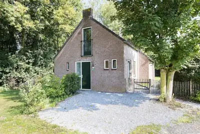Image de Retraite en bungalow forestier pour 4 personnes