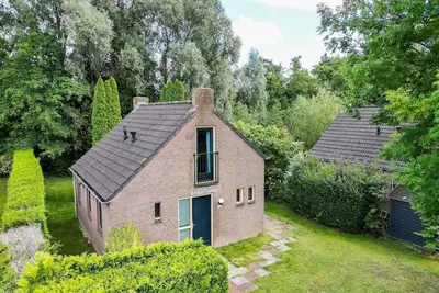Image de Bungalow boisé à Ewijk pour 6 pers.