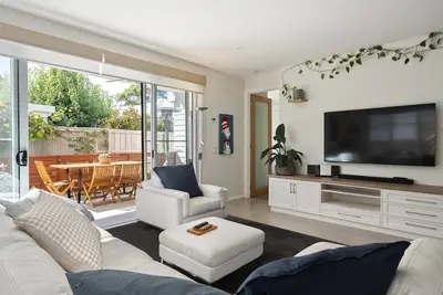 Image de My Place, McCrae - Private, stylish and perfectly located, My Place is your home away from home on the Mornington Peninsula.