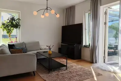 Image de Great house in lush surroundings