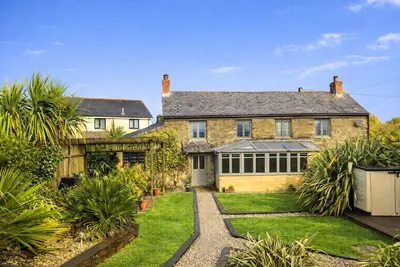 Image de Cosy Rustic Cornish Cottage, 1 mile from the golden sands of Perranporth Beach