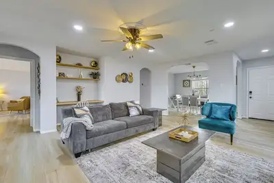 Image de Peaceful Home w/ Yard: 10 Mi to Sugar Land Sq