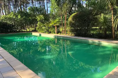 Image de Maison dans parc de 2 ha + chalet et piscine 5 à 7 personnes