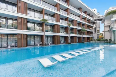 Image de Private Pool/ 200 m to the Beach Design Apartment