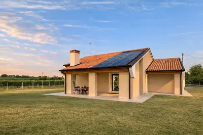 Villa Alberti – Elegant, Spacious & Bright Villa