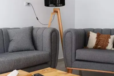 Image de Chic Boho 3 Bedroom Home. SunTerrace+Beach 2 Mins.