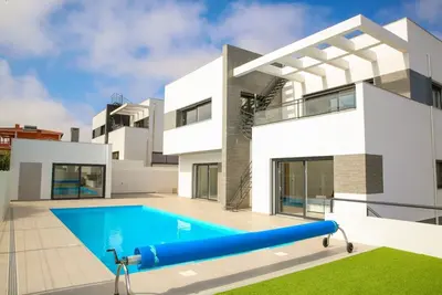 Image de Azura Villa avec piscine privée