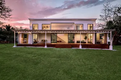 Image de Casa Inspiracion|Fa: Unique 2-Story Container Home|Pool|Near Tamarindo