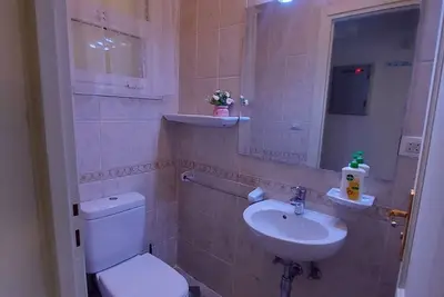 Image de Peaceful 3 bedrooms apartment in lush greenery of Rehab City