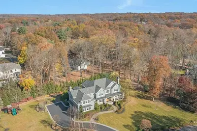 Image de Fifa World Cup Luxury Estate Near Nyc-6br Designer Home With Dream Kids Basement