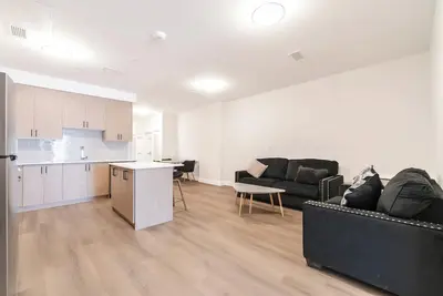 Image de Unit 9 - Modern Fully Furnished 2 Bedroom Apartment