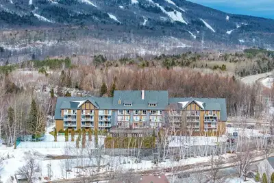 Image de Condo moderne avec Piscine | Le Rendez-Vous