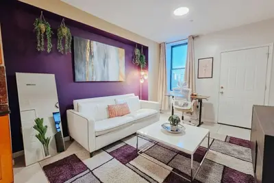 Meridian / King Bed / Elevator / Convention Center