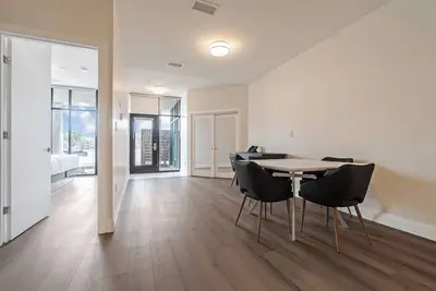 Image de Unit 7 - Modern Fully Furnished 2 Bedroom Apartment