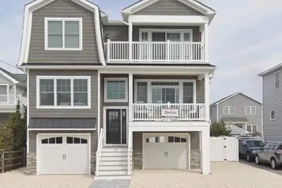 Image de Ortley Avenue, Lavallette House