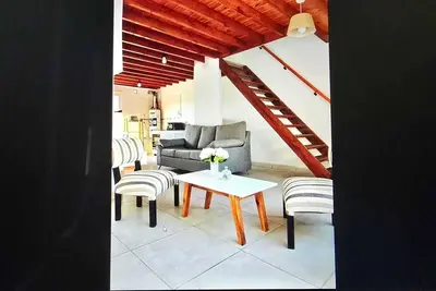 Image de Depto 4 pax 2 baños con Starlink y estacionamiento cerca de terminal y centro