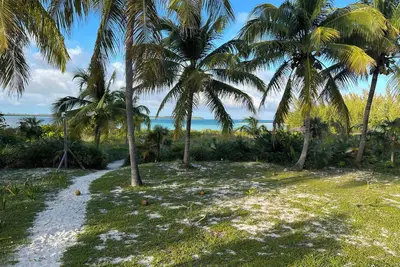 Image de 3-bedroom Villa on Winding Bay