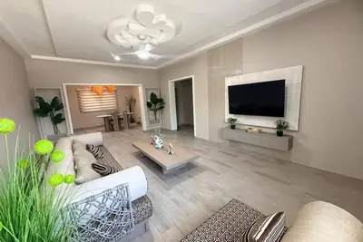Image de Nhyira Villas: Beautiful Brand New 2-Bedroom/ 2. 5 Bath Apartment in Adenta w/ Ac