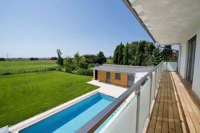 Image de Villa 60, in Gols on Lake Neusiedl, 4 bedrooms, private pool, sauna, large garden