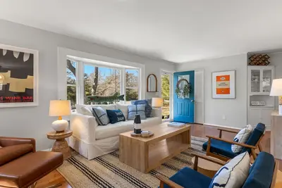 Image de New listing: Fam-friendly East Orleans, mins to Nauset, Skaket Beach & downtown
