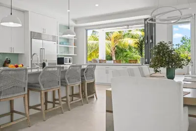 Image de Serene Villa with 6 Bedrooms! Overlooking the sparkling Caribbean Sea