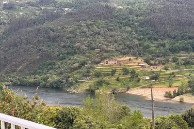 Image de Fabulous Douro Valley  2-bedroom farmhouse with rooftop terrace and Ac