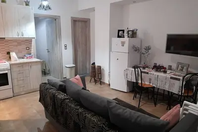 Image de Villa Vrontaki – Havre paisible avec oliveraie à Doroufi