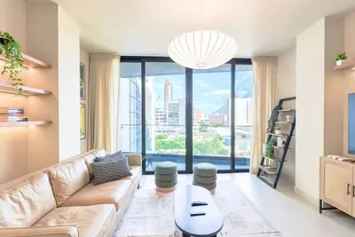 Image de ¡Luxury in San Jeronimo! 1 King & 2 Queen Bed 8ppl