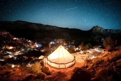 Image de Peaceful Bell Tent Rental with Wilderness Views near Zion National Park, Utah