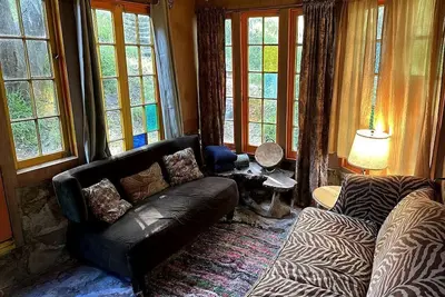 Image de Cozy Unique Cottage for a Peaceful Escape in Nature in Topanga, California