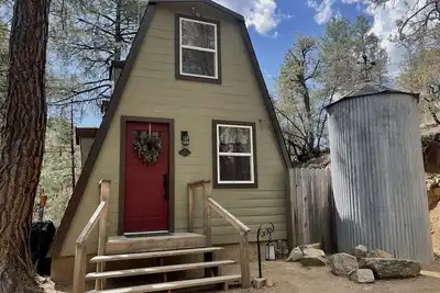 Image de Cozy Rustic Cabin in the Prescott National Forest near Lynx Lake in Prescott, Arizona