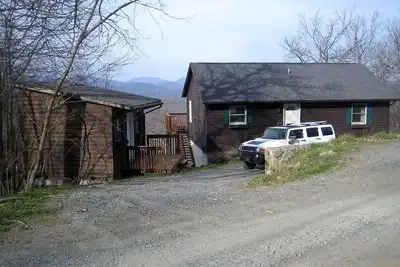 Image de Cozy Cabin Rental with Stunning Views for Mountain Getaway in Boone, North Carolina