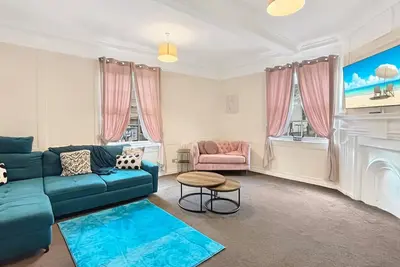 Image de Spacious Central 2 bed Apartment sleeps 8 Newark
