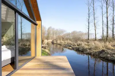 Image de Tiny house by the water in Oud Ade | Tuin van Keet - 37