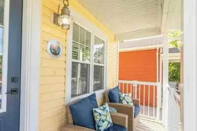 Image de Centre Street Sunshine