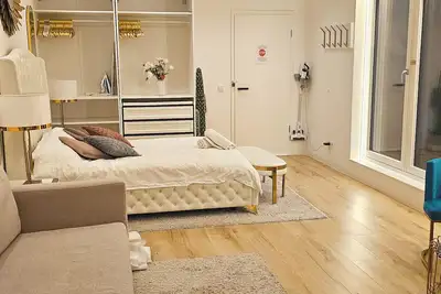 Image de Neubau City Wohnung (Pool+Gym+Sauna extra buchbar)