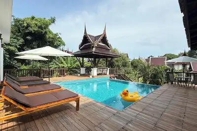 Image de Authentic & Spacious Thai Villa 6br Private Pool Sea View Sleeps 14
