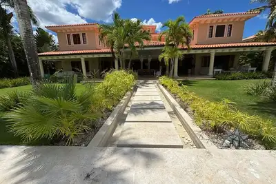 Image de Beautiful and spacious villa for rent in Casa de Campo