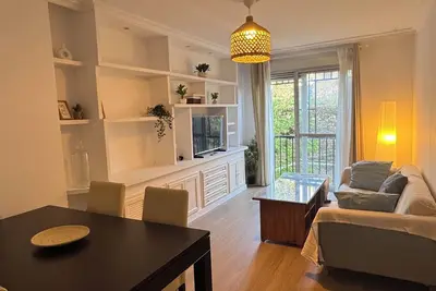 Image de 3 bedroom duplex with balcony and views of the defensive wall of Seville